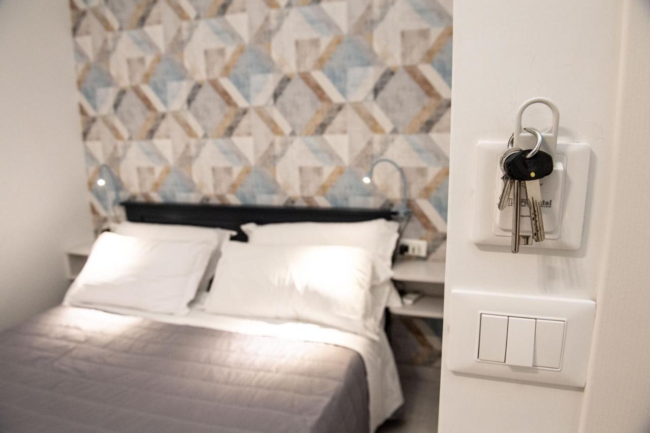 @Urhome - Luxury Accommodation Рим Экстерьер фото