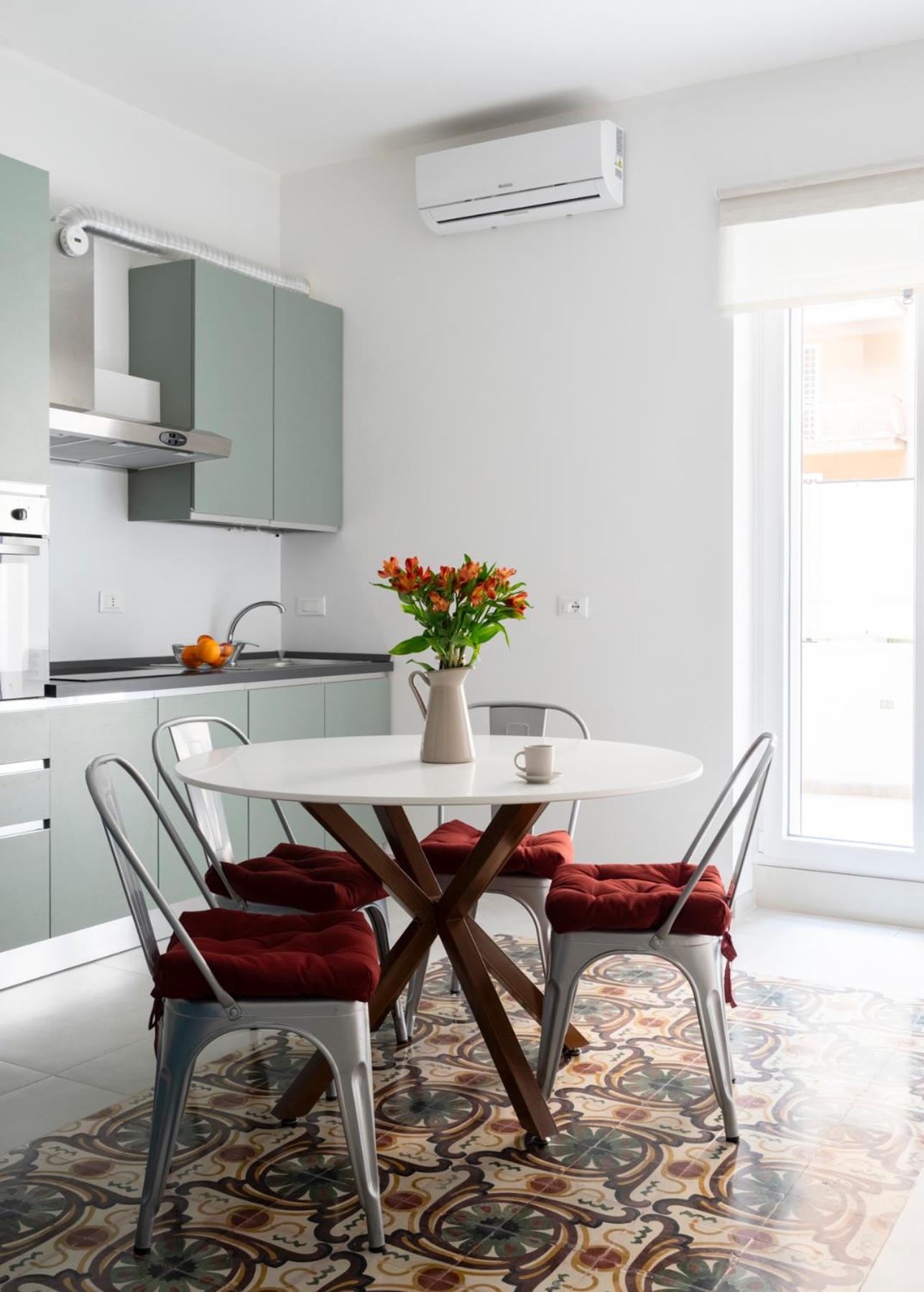 @Urhome - Luxury Accommodation Рим Экстерьер фото